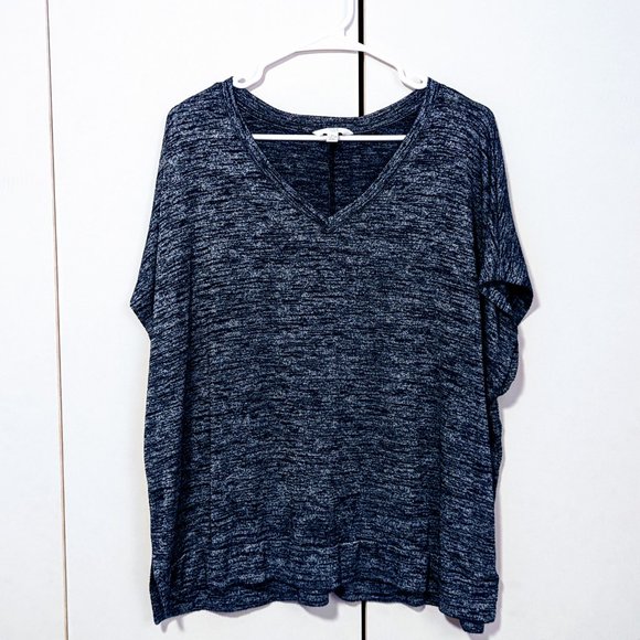 Time and Tru Women's Short Sleeve Textured Top - Picture 6 of 6